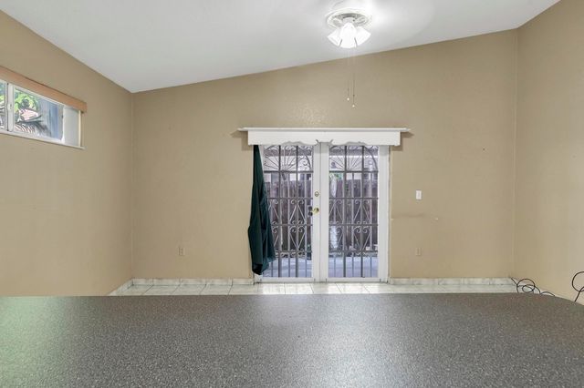 3201 W 76th St, Hialeah, FL 33018