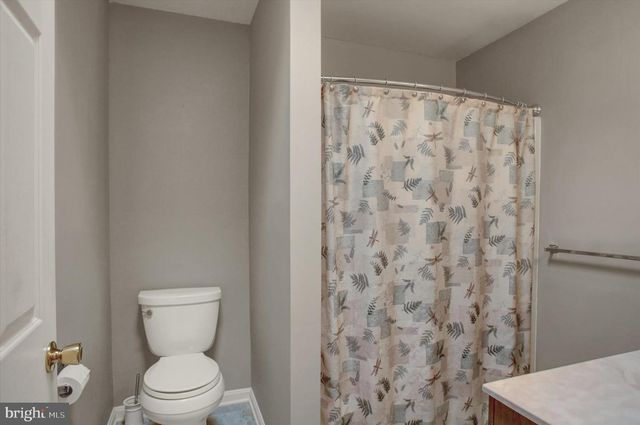 722 MAHANTANGO DRIVE, Chambersburg, PA 17202