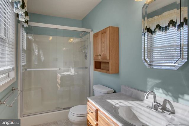 722 MAHANTANGO DRIVE, Chambersburg, PA 17202