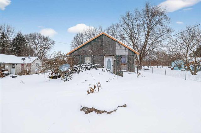 7929 E Napier Avenue, Benton Harbor, MI 49022