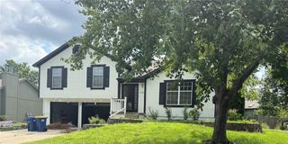 1536 NE Jade Street, Lee's Summit, MO 64086
