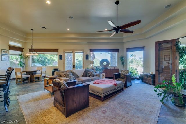 549 Regents Gate Drive, Henderson, NV 89012