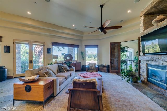 549 Regents Gate Drive, Henderson, NV 89012