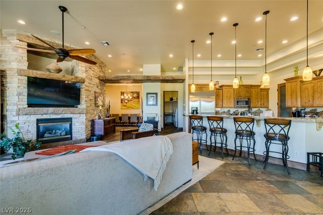 549 Regents Gate Drive, Henderson, NV 89012