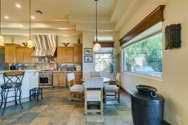549 Regents Gate Drive, Henderson, NV 89012