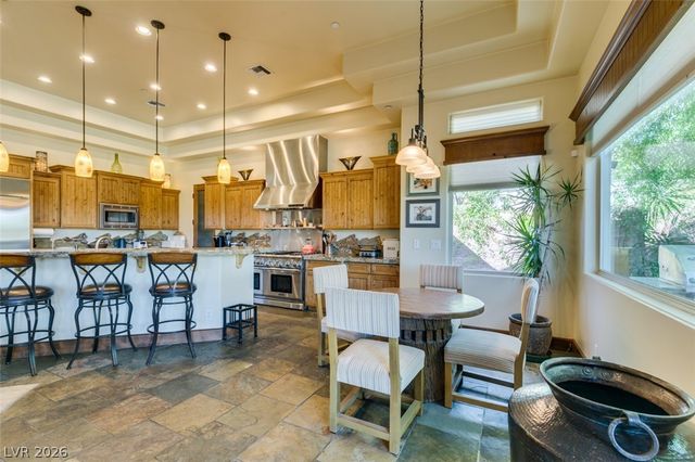 549 Regents Gate Drive, Henderson, NV 89012