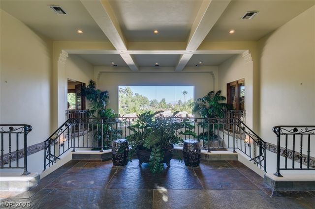 549 Regents Gate Drive, Henderson, NV 89012