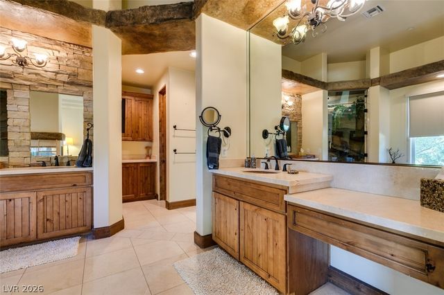 549 Regents Gate Drive, Henderson, NV 89012