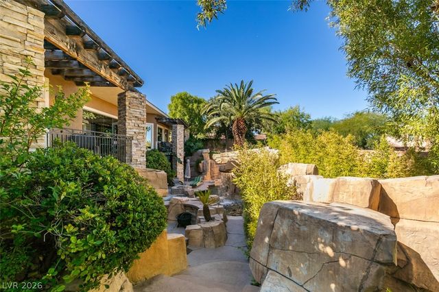 549 Regents Gate Drive, Henderson, NV 89012