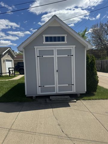 1443 16th Street, Detroit, MI 48216