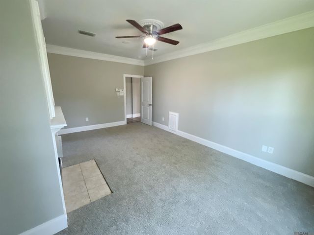 7124 Chablis Ave, Baton Rouge, LA 70811