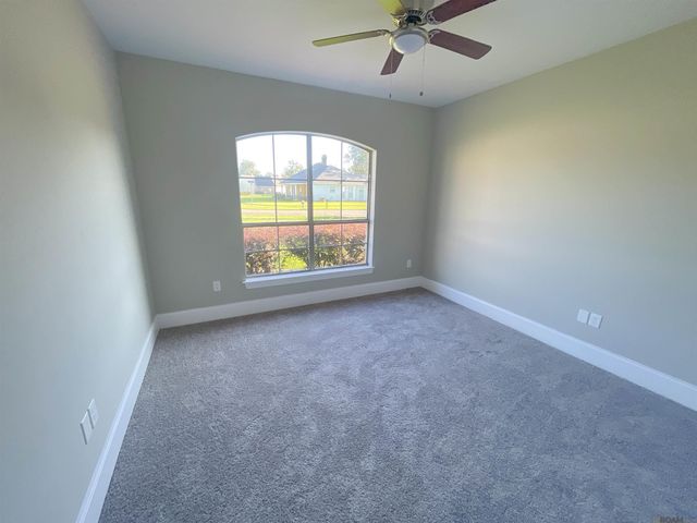 7124 Chablis Ave, Baton Rouge, LA 70811