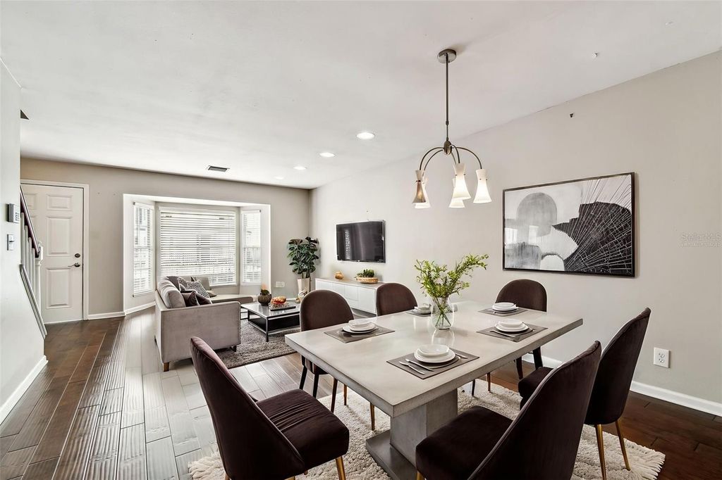 609 S GLEN AVENUE E, Tampa, FL 33609