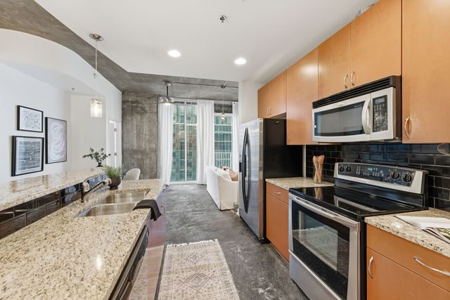 301 Demonbreun St Unit 1418, Nashville, TN 37201