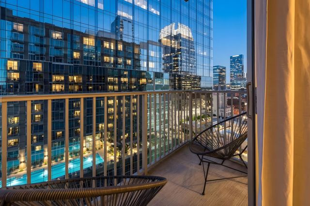 301 Demonbreun St Unit 1418, Nashville, TN 37201