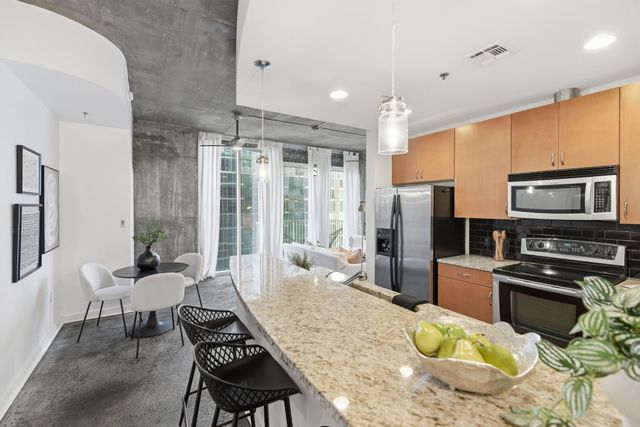 301 Demonbreun St Unit 1418, Nashville, TN 37201