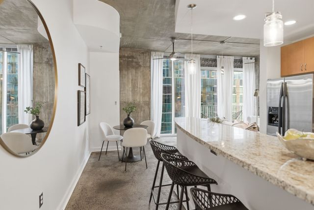 301 Demonbreun St Unit 1418, Nashville, TN 37201