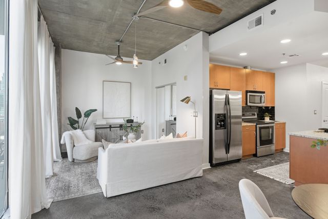 301 Demonbreun St Unit 1418, Nashville, TN 37201