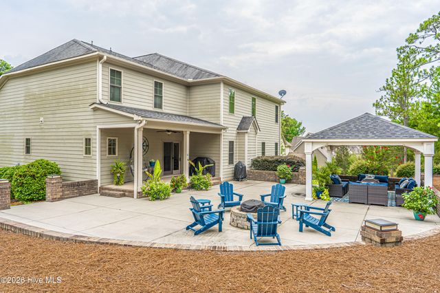 155 Hadley Court, Southern Pines, NC 28387