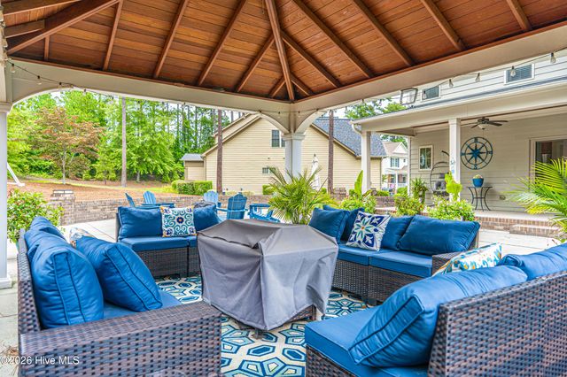 155 Hadley Court, Southern Pines, NC 28387