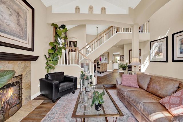 5071 Nighthawk Way, Oceanside, CA 92056