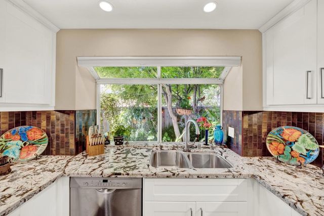 5071 Nighthawk Way, Oceanside, CA 92056