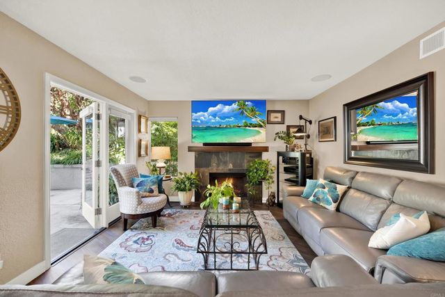 5071 Nighthawk Way, Oceanside, CA 92056