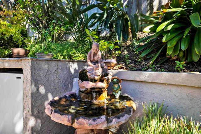 5071 Nighthawk Way, Oceanside, CA 92056