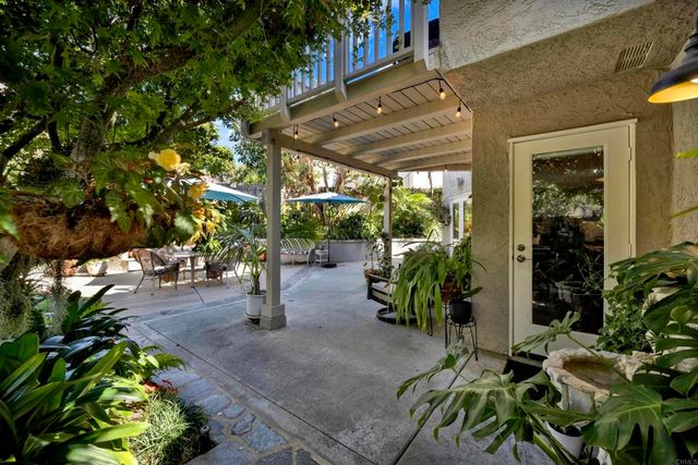 5071 Nighthawk Way, Oceanside, CA 92056