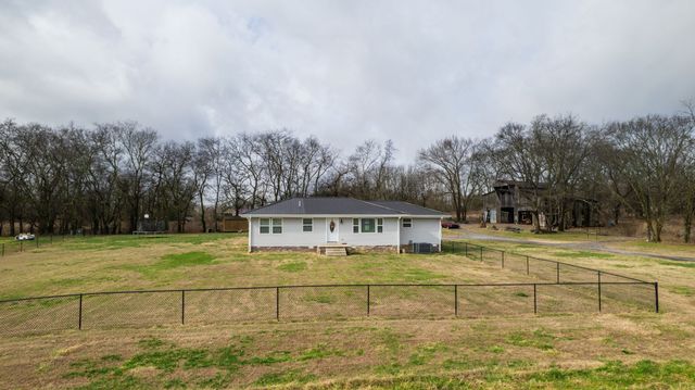 3182 Cairo Bend Rd, Lebanon, TN 37087