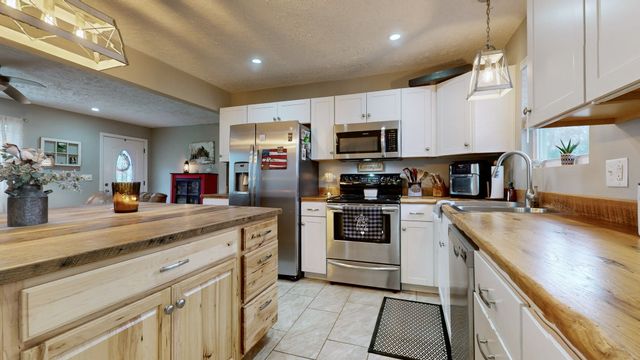 3182 Cairo Bend Rd, Lebanon, TN 37087