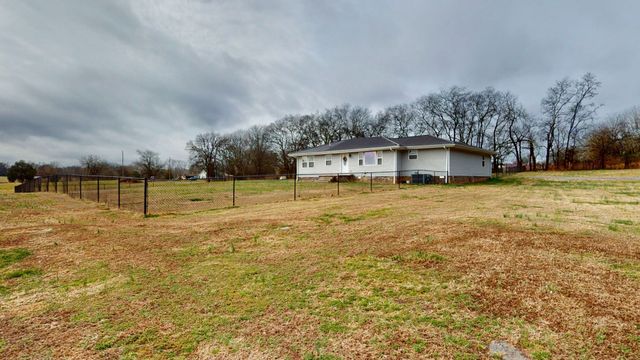 3182 Cairo Bend Rd, Lebanon, TN 37087