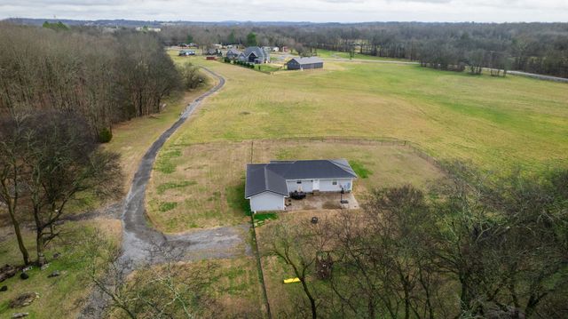 3182 Cairo Bend Rd, Lebanon, TN 37087