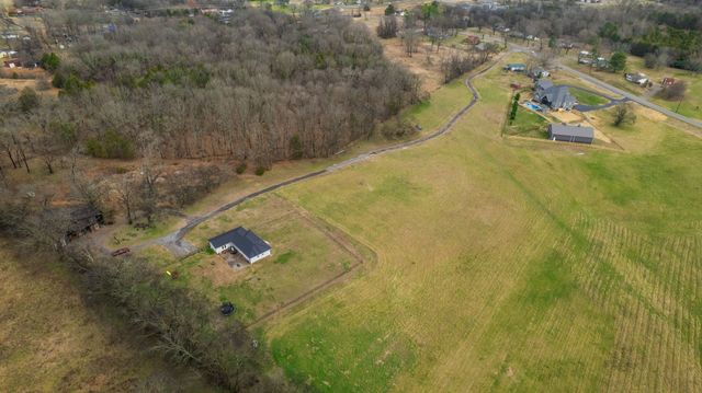 3182 Cairo Bend Rd, Lebanon, TN 37087