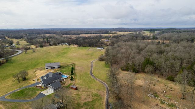 3182 Cairo Bend Rd, Lebanon, TN 37087