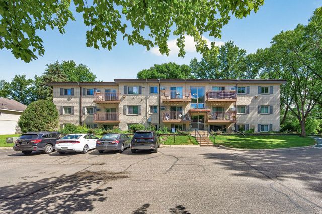 240 Wentworth Avenue W 306, West Saint Paul, MN 55118