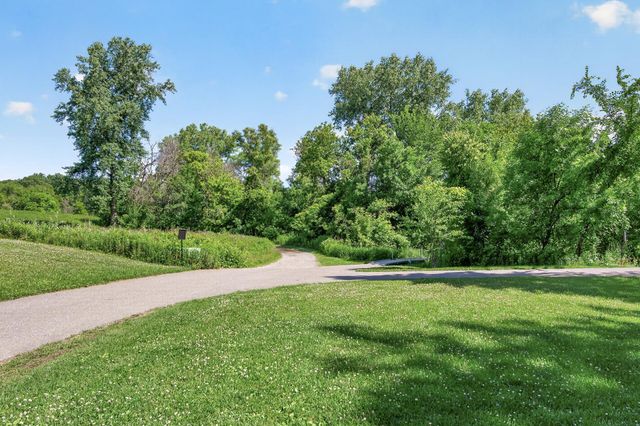 240 Wentworth Avenue W 306, West Saint Paul, MN 55118
