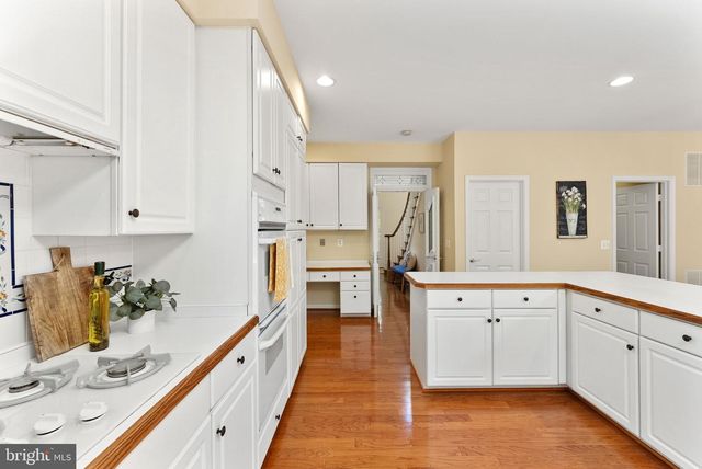 2415 BRIGHTON PL, Jeffersonton, VA 22724