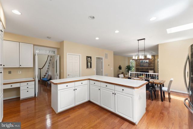 2415 BRIGHTON PL, Jeffersonton, VA 22724