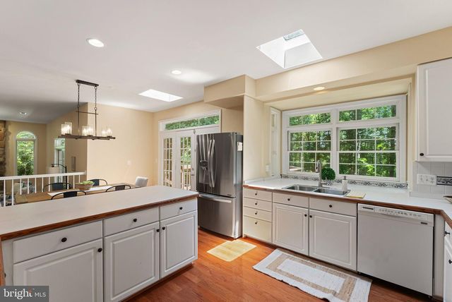 2415 BRIGHTON PL, Jeffersonton, VA 22724