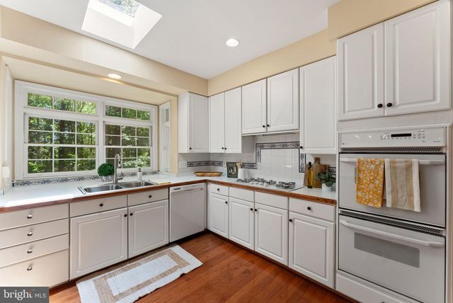 2415 BRIGHTON PL, Jeffersonton, VA 22724