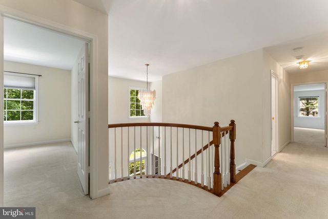 2415 BRIGHTON PL, Jeffersonton, VA 22724