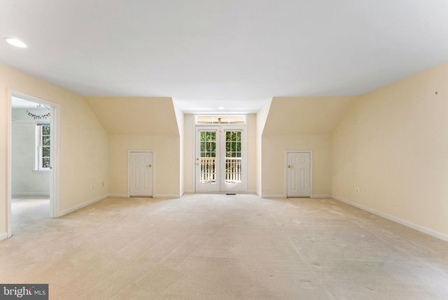 2415 BRIGHTON PL, Jeffersonton, VA 22724