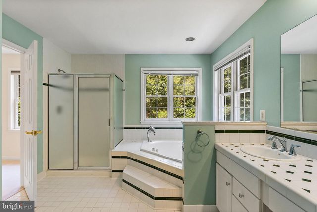 2415 BRIGHTON PL, Jeffersonton, VA 22724