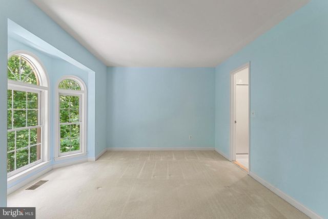 2415 BRIGHTON PL, Jeffersonton, VA 22724