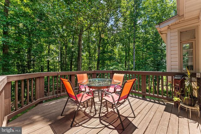 2415 BRIGHTON PL, Jeffersonton, VA 22724