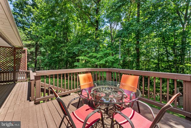 2415 BRIGHTON PL, Jeffersonton, VA 22724