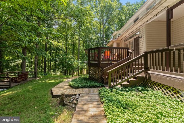 2415 BRIGHTON PL, Jeffersonton, VA 22724
