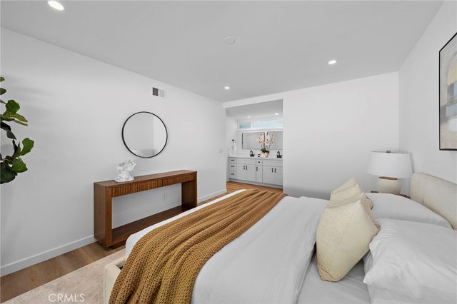 9202 Aloha Drive, Huntington Beach, CA 92646