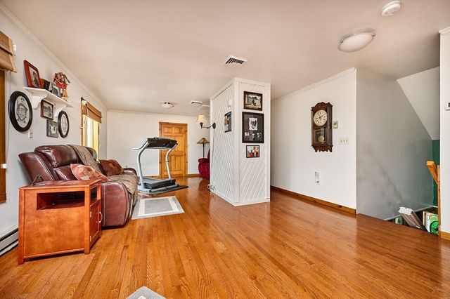 345 Ireland St, Chesterfield, MA 01084